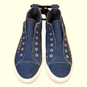 YOKI Denim Sneakers Size 10